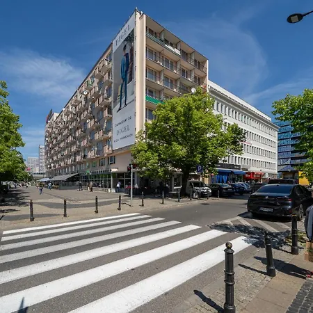 Warsaw Centrum Apartment - Workspace, Balcony - By Rentujemy Exterior photo